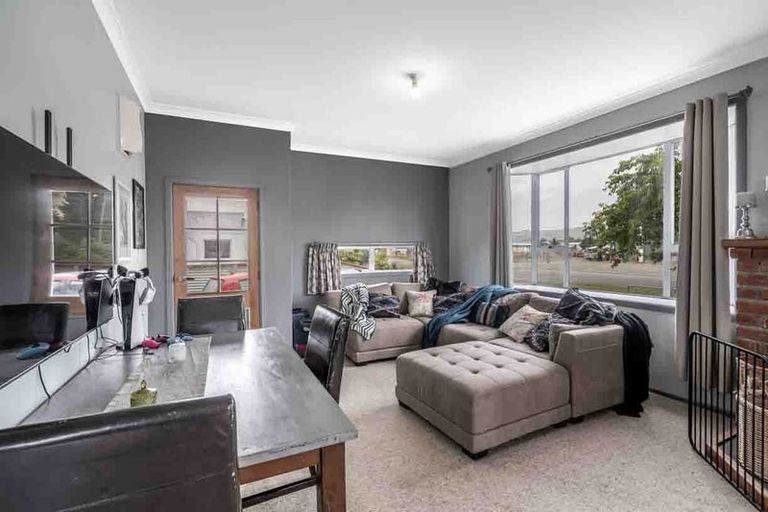 Photo of property in 24 Denton Street, Gore, 9710