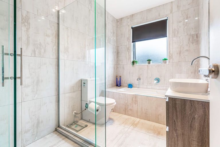 Photo of property in 9 Korihi Drive, Swanson, Auckland, 0614