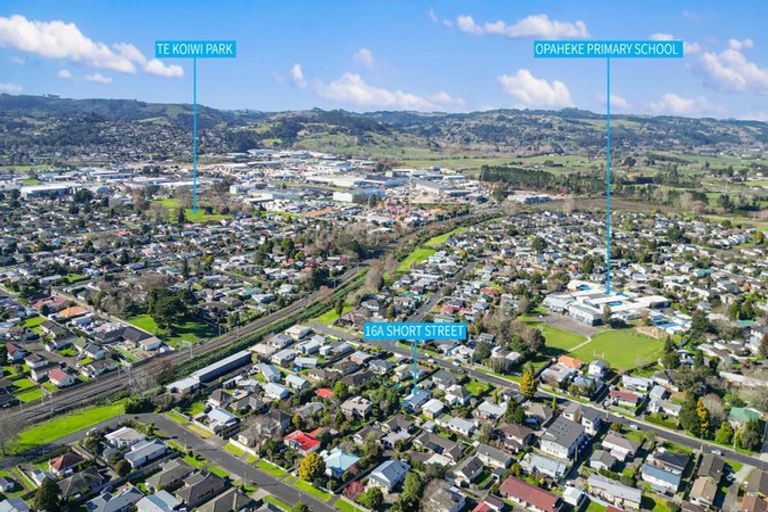 Photo of property in 16a Short Street, Papakura, 2110