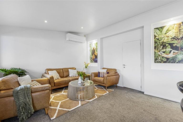 Photo of property in 2 Claude Road, Stanmore Bay, Whangaparaoa, 0932