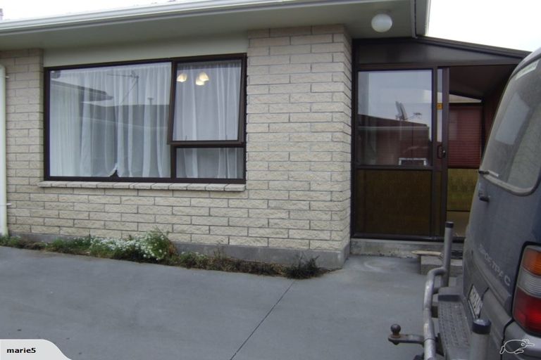 Photo of property in 7/2 Broadway, Waitara, 4320