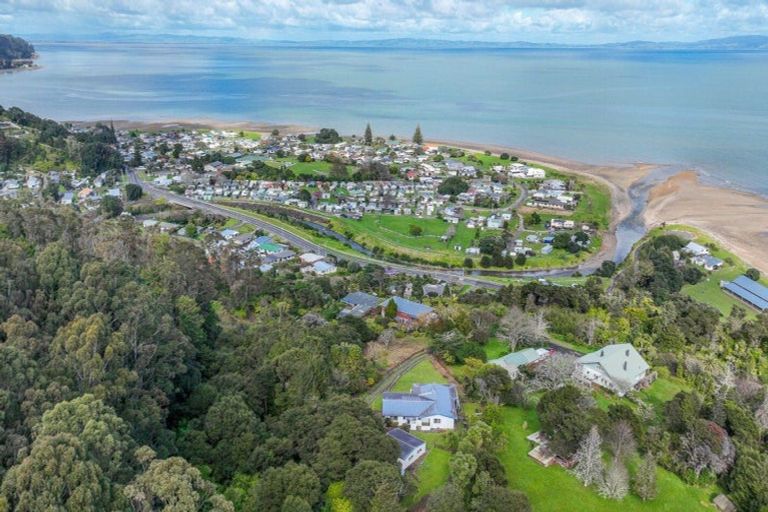 Photo of property in 528a Thames Coast Sh25 Road, Te Puru, Thames, 3575