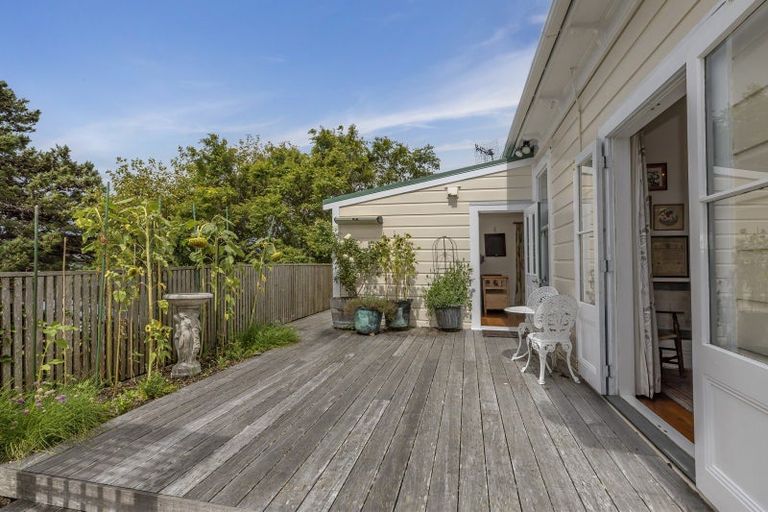 Photo of property in 29 Crieff Street, Northland, Wellington, 6012