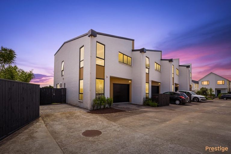 Photo of property in 4 Frances Bryers Road, Hobsonville, Auckland, 0616