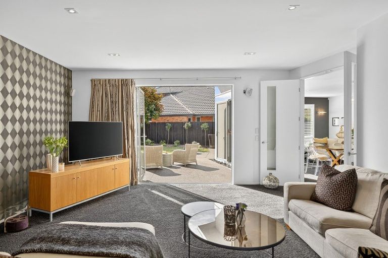 Photo of property in 35 Birkdale Drive, Shirley, Christchurch, 8061