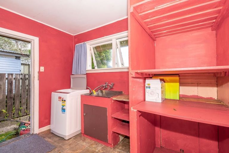 Photo of property in 11 Ngahue Crescent, Carters Beach, Westport, 7825