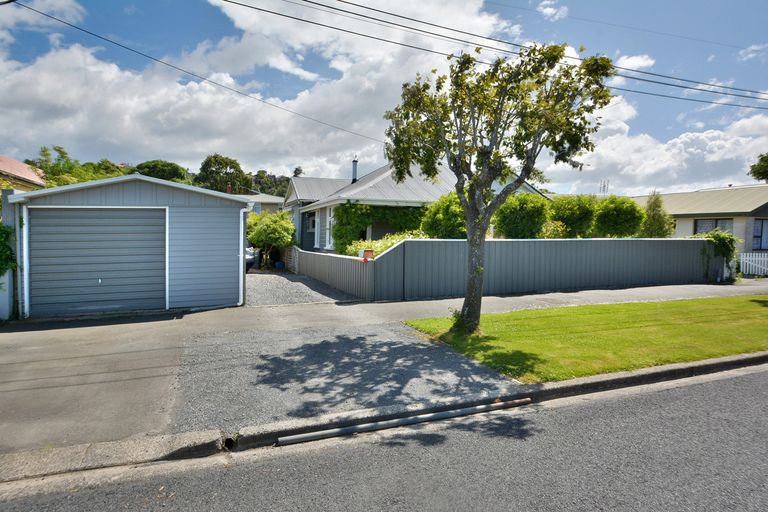 Photo of property in 27 Lochend Street, Musselburgh, Dunedin, 9013