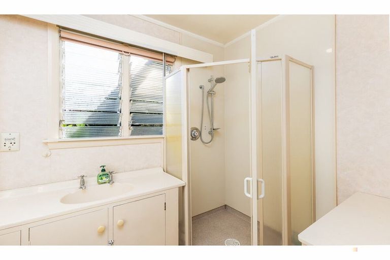 Photo of property in 15 Rugby Street, Waimate, 7924