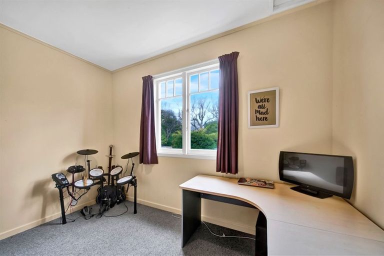 Photo of property in 63 Gladstone Street, Hawera, 4610