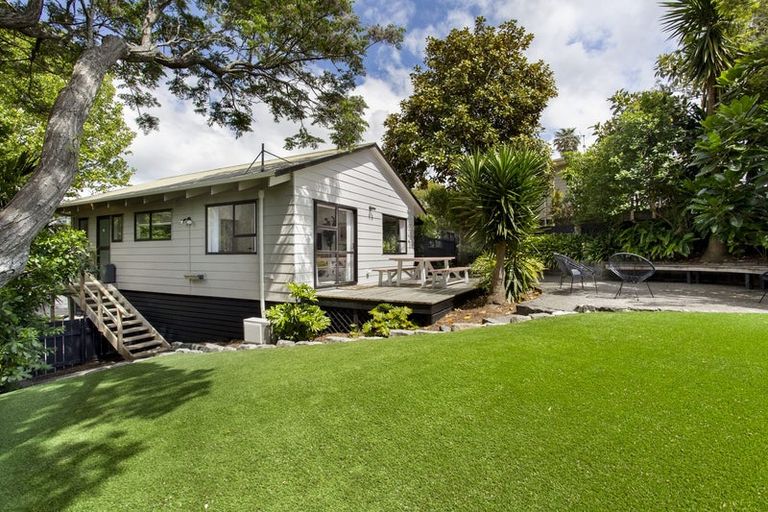 Photo of property in 175a Hibiscus Coast Highway, Red Beach, 0932