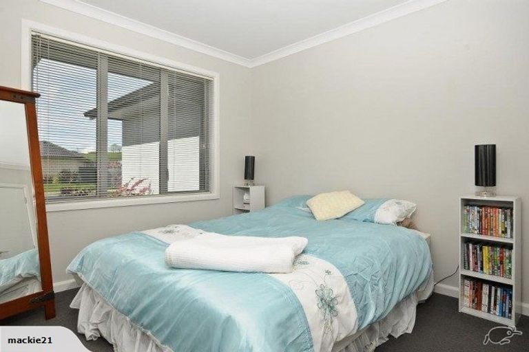 Photo of property in 5 Kentwood Place, Flagstaff, Hamilton, 3210