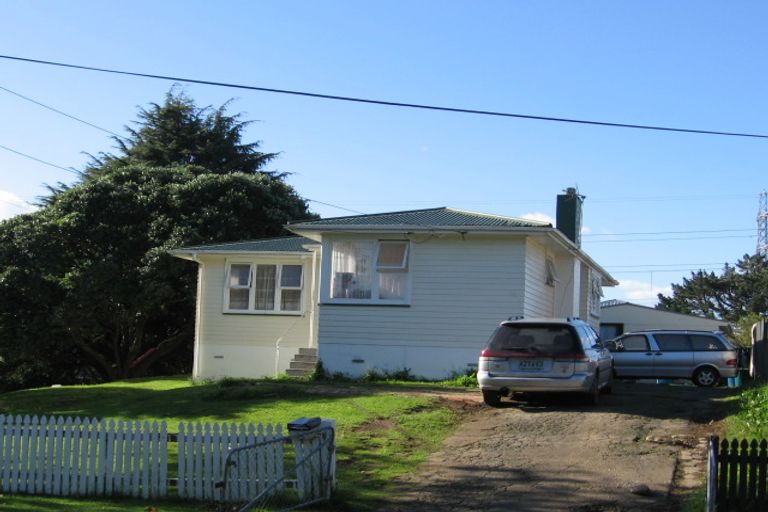 Photo of property in 14 Whitley Crescent, Otara, Auckland, 2023