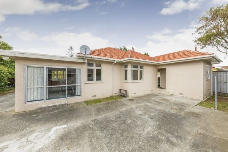 Photo of property in 27 Hardie Street, Hokowhitu, Palmerston North, 4410
