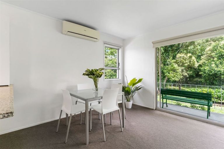 Photo of property in 2/14 Pegler Drive, Howick, Auckland, 2014