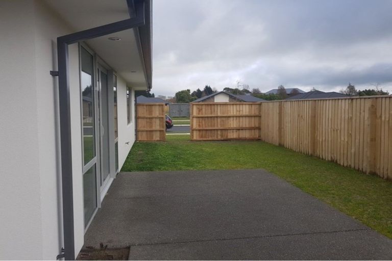 Photo of property in 60 Bayliss Drive, Kaiapoi, 7630