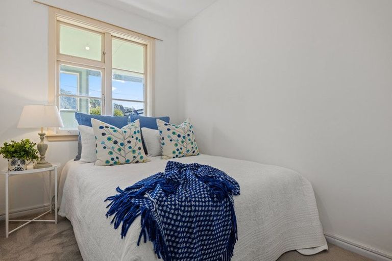 Photo of property in 11 Van Asch Street, Sumner, Christchurch, 8081