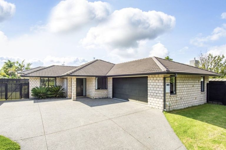 Photo of property in 15 Redhaven Place, Bethlehem, Tauranga, 3110