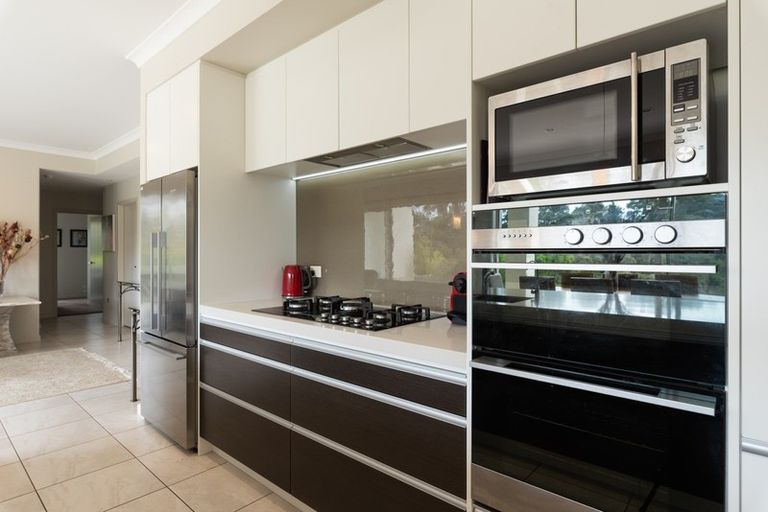 Photo of property in 8 Skippers Close, Haruru, 0204