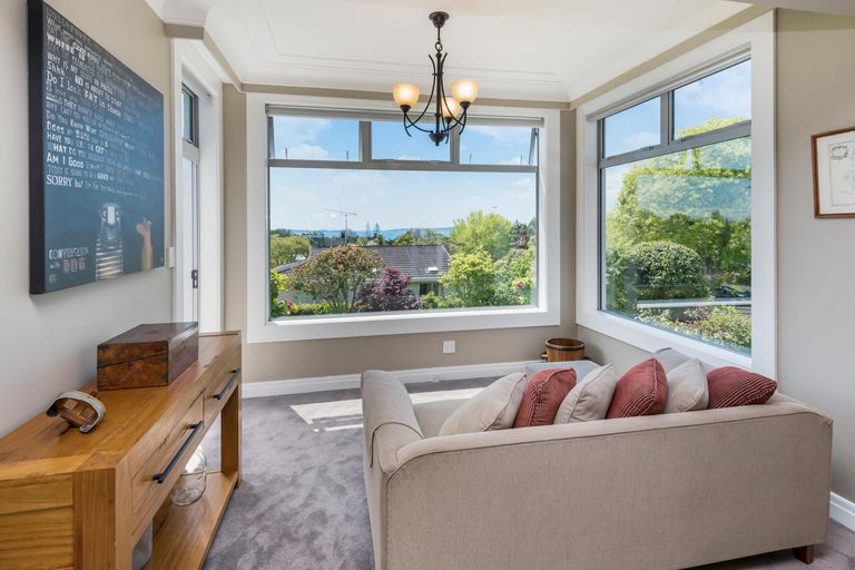 Photo of property in 30 Paparoa Road, Cockle Bay, Auckland, 2014