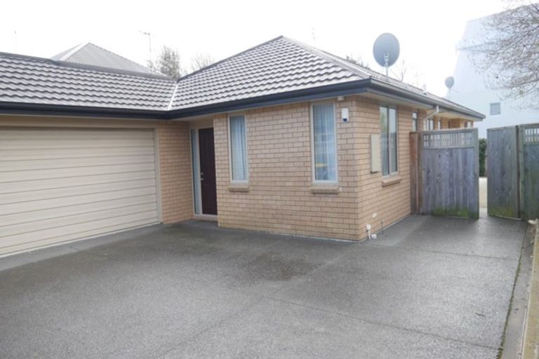 Photo of property in 6a Freyberg Avenue, Riccarton, Christchurch, 8011