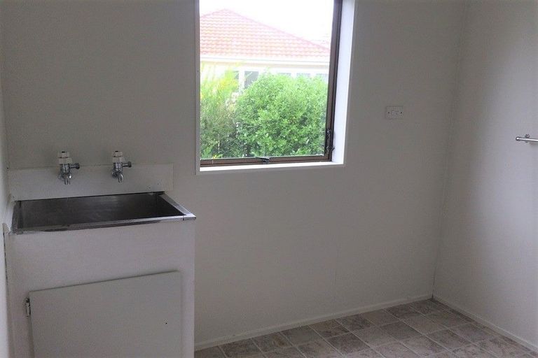 Photo of property in 66 Mako Mako Road, Levin, 5510