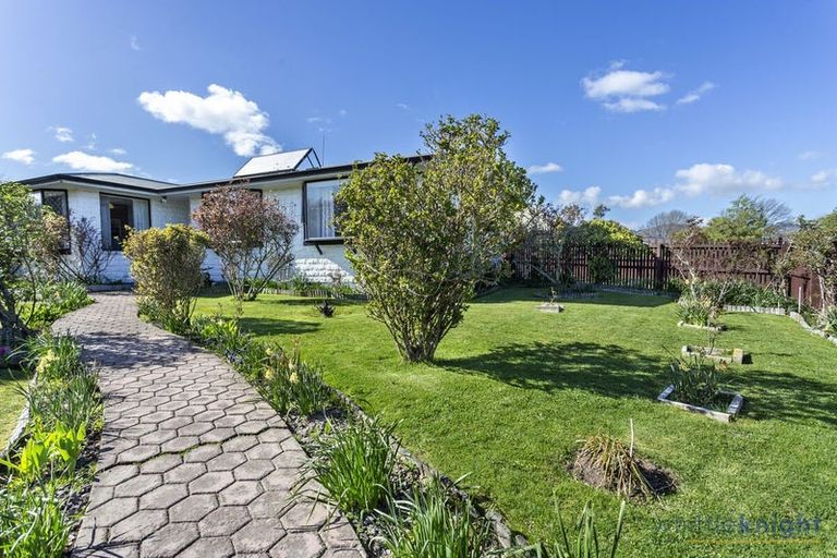 Photo of property in 10 Wolsey Place, Hillmorton, Christchurch, 8025