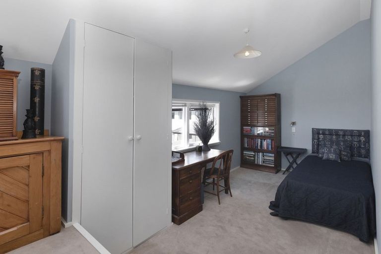 Photo of property in 54 Fendalton Road, Fendalton, Christchurch, 8014