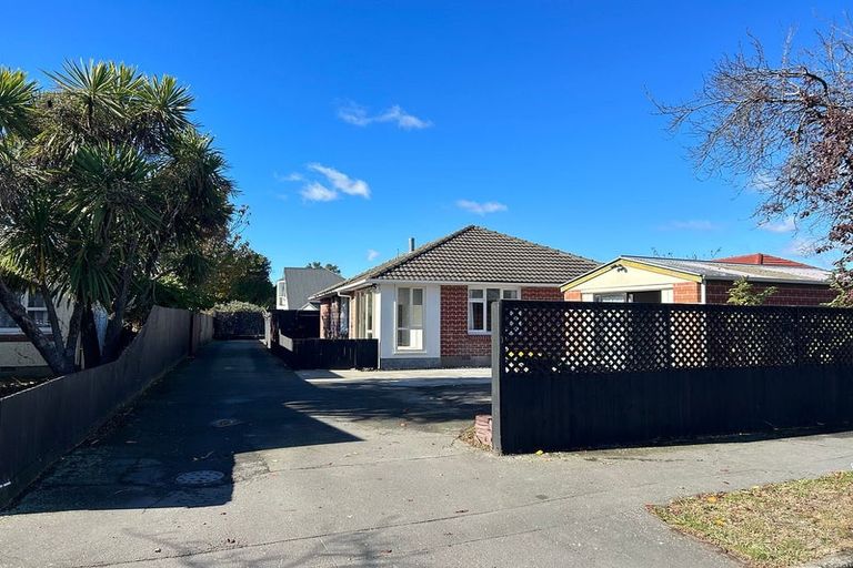 Photo of property in 2/14 Shaftesbury Street, Avonhead, Christchurch, 8042
