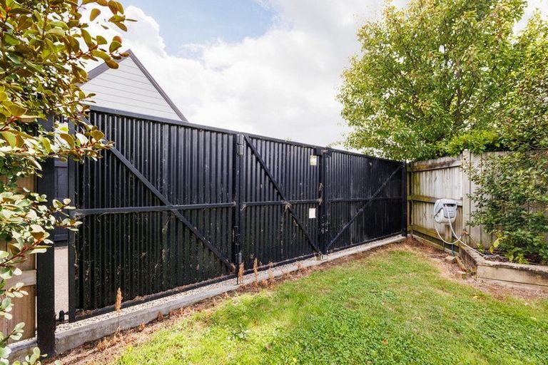 Photo of property in 111a James Line, Kelvin Grove, Palmerston North, 4414