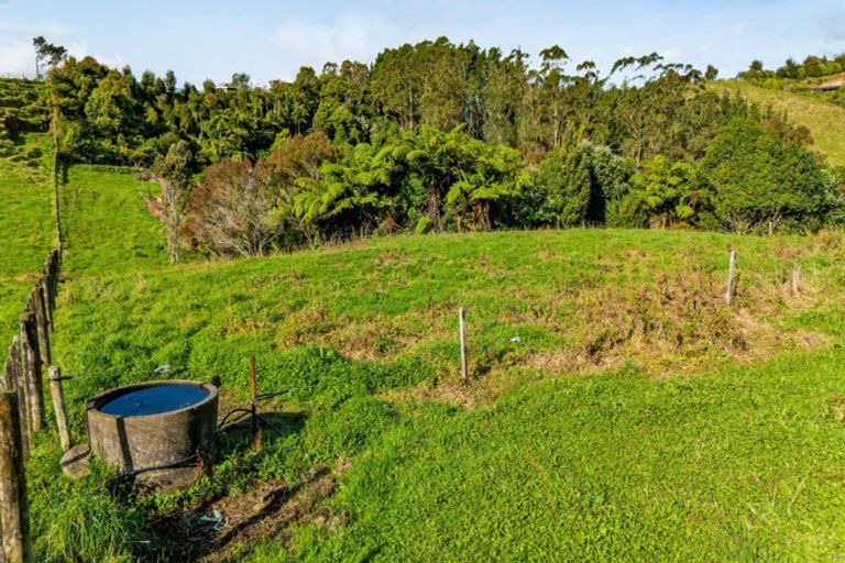 Photo of property in 529 Frankley Road, Hurworth, New Plymouth, 4371