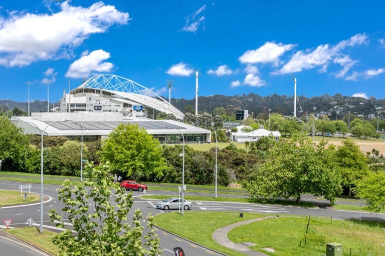 Photo of property in 604/27 Don Mckinnon Drive, Albany, Auckland, 0632