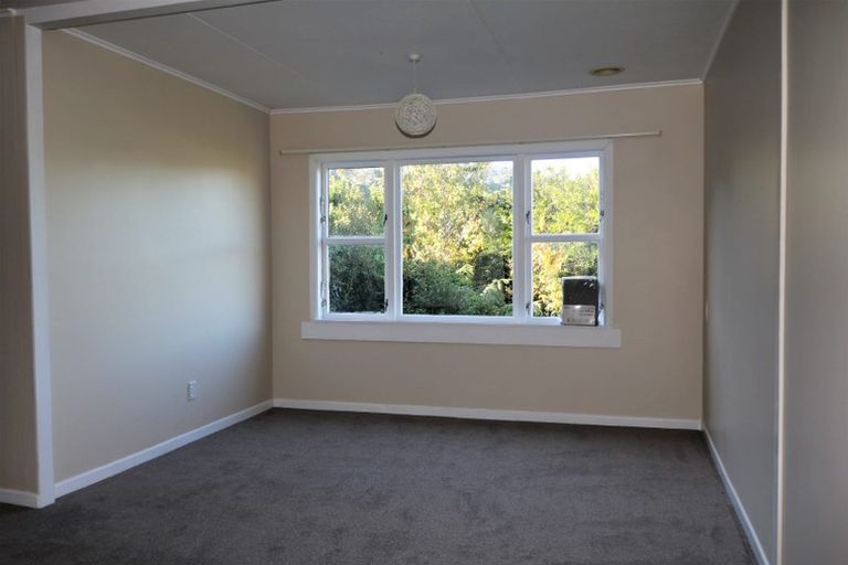 Photo of property in 10 Khouri Avenue, Karori, Wellington, 6012