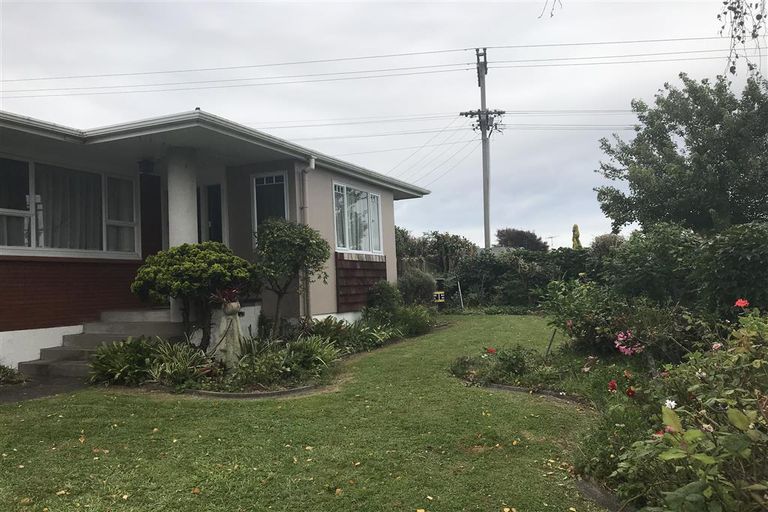 Photo of property in 2a Ranui Street, Matua, Tauranga, 3110