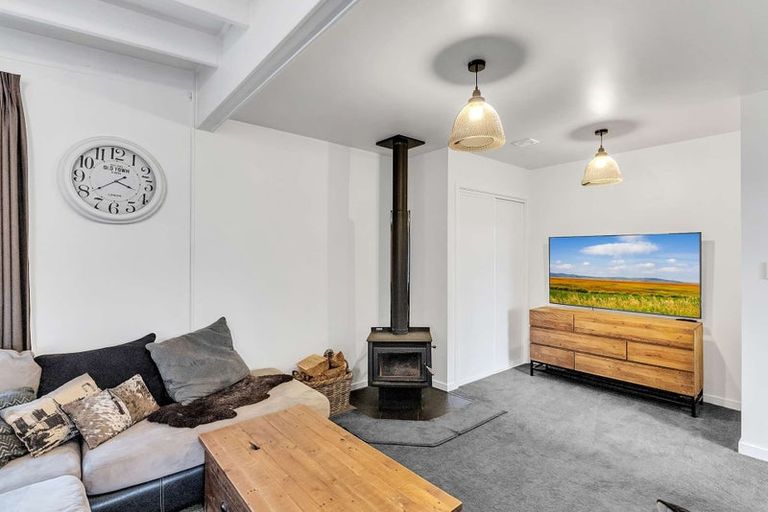 Photo of property in 16 Winslow Westerfield Road, Winslow, Ashburton, 7775