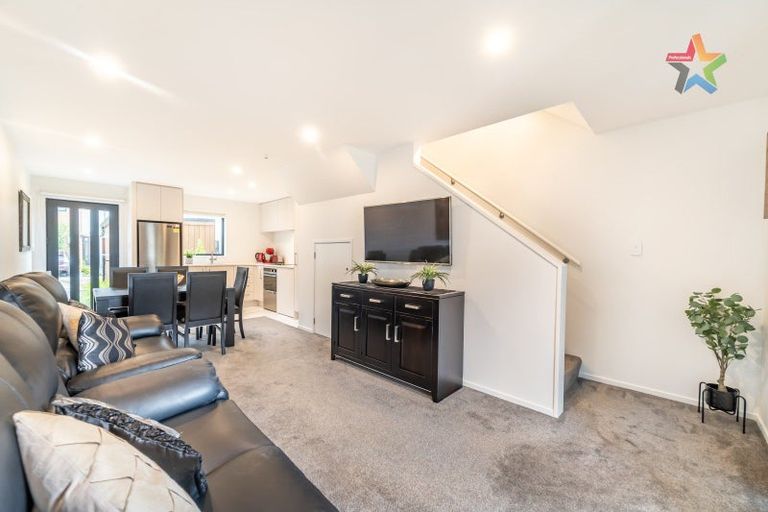 Photo of property in 4/322 Oxford Terrace, Avalon, Lower Hutt, 5011