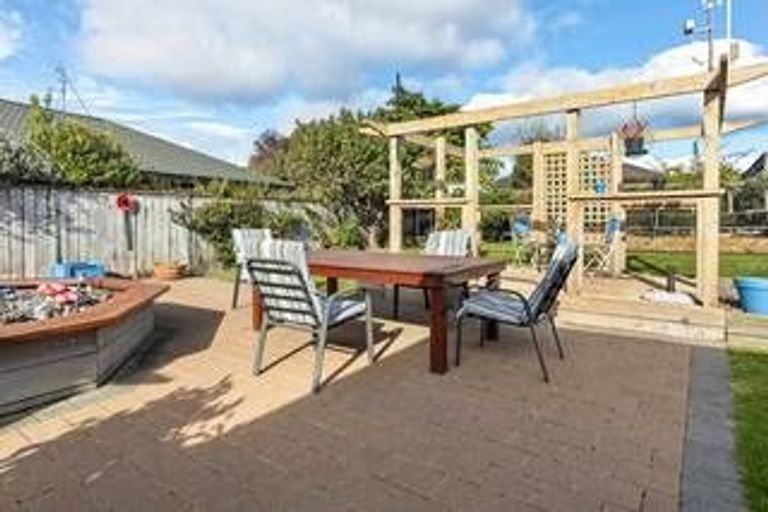 Photo of property in 70 Campbell Avenue, Paraparaumu, 5032