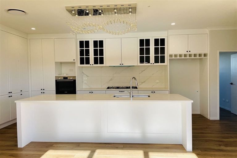 Photo of property in 14 Repehina Road, Flat Bush, Auckland, 2019