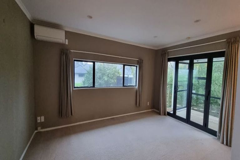 Photo of property in 100 Ranfurly Road, Alfriston, Auckland, 2105
