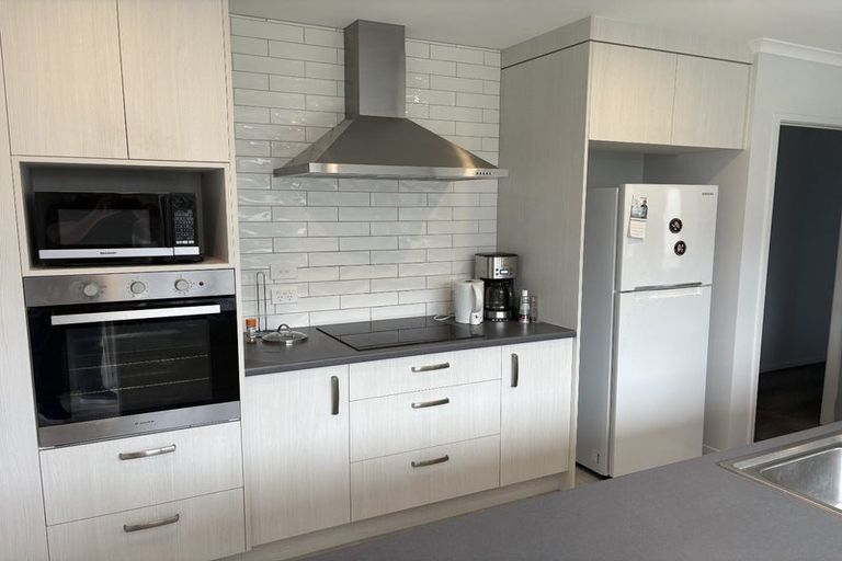 Photo of property in 23 Pioneer Crescent, Omokoroa, 3114