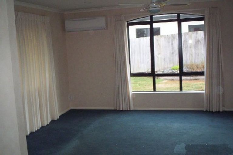 Photo of property in 1 Diomede Glade, Flagstaff, Hamilton, 3210