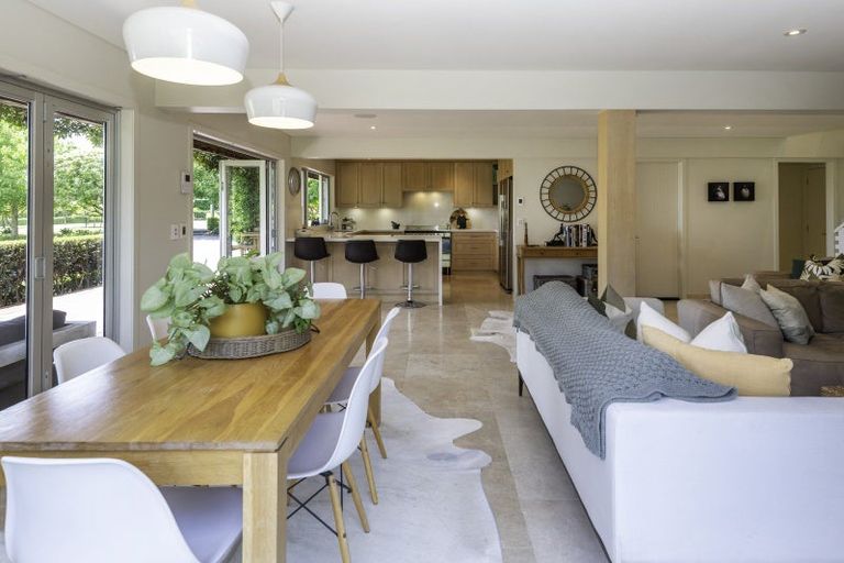 Photo of property in 42 Porterfield Road, Whitford, Howick, 2571