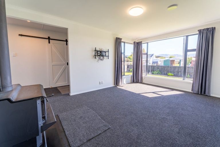 Photo of property in 1 Holmes Street, Waimate, 7924