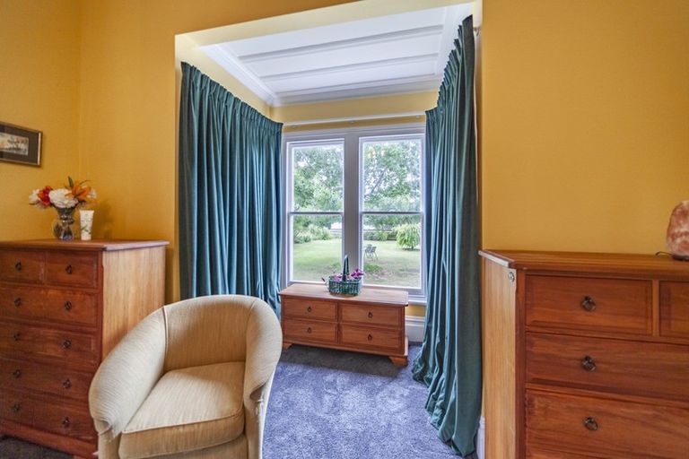 Photo of property in 37 Charlotte Street, Takapau, 4203