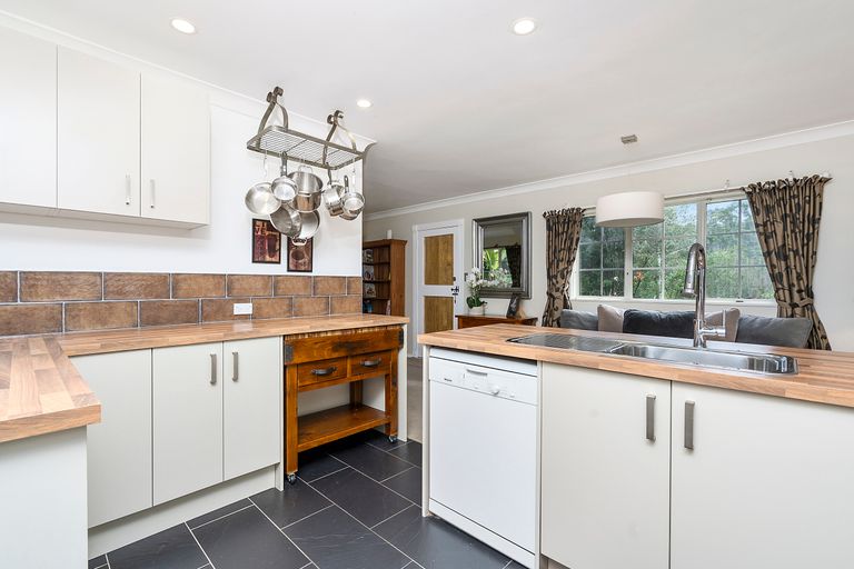 Photo of property in 71j Pa Road, Kerikeri, 0230