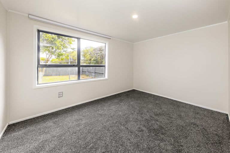 Photo of property in 26 Chingford Close, Mangere, Auckland, 2022