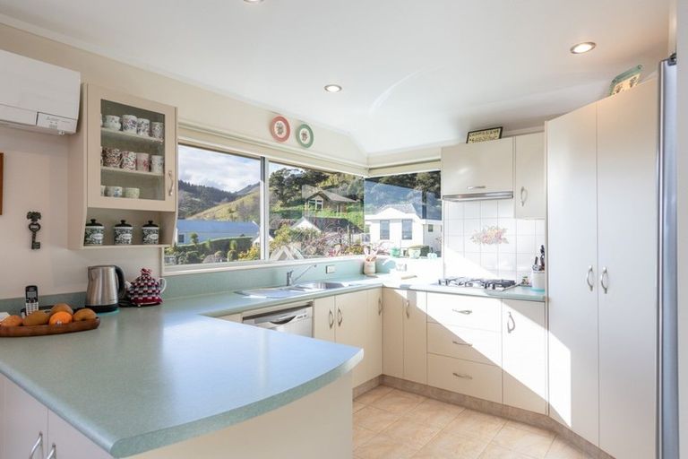 Photo of property in 18 Ballard Drive, Stoke, Nelson, 7011