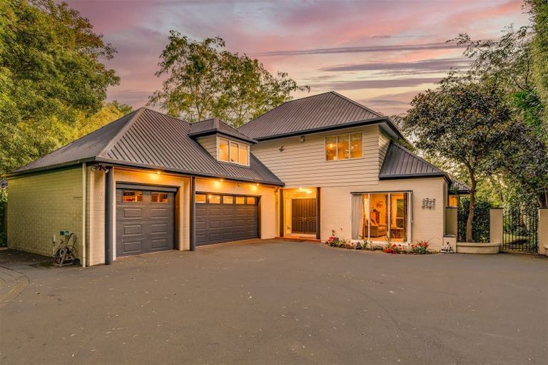 Photo of property in 12 Cephas Close, Sockburn, Christchurch, 8042