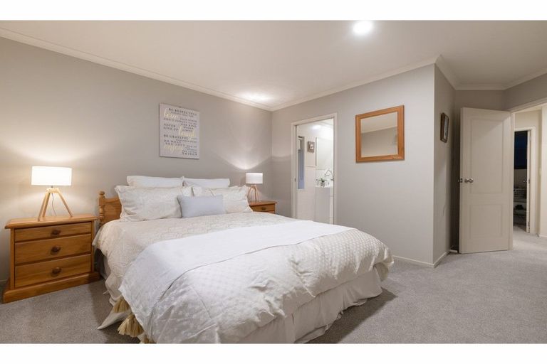 Photo of property in 37 La Colina Place, Bethlehem, Tauranga, 3110