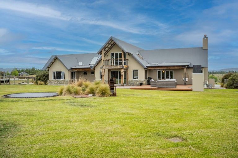 Photo of property in 380 Letts Gully Road, Letts Gully, Alexandra, 9393