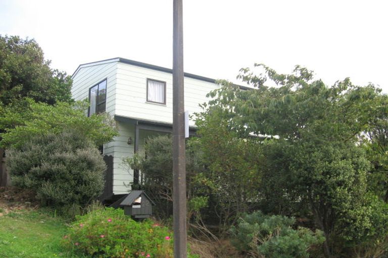 Photo of property in 22 Guadeloupe Crescent, Grenada Village, Wellington, 6037